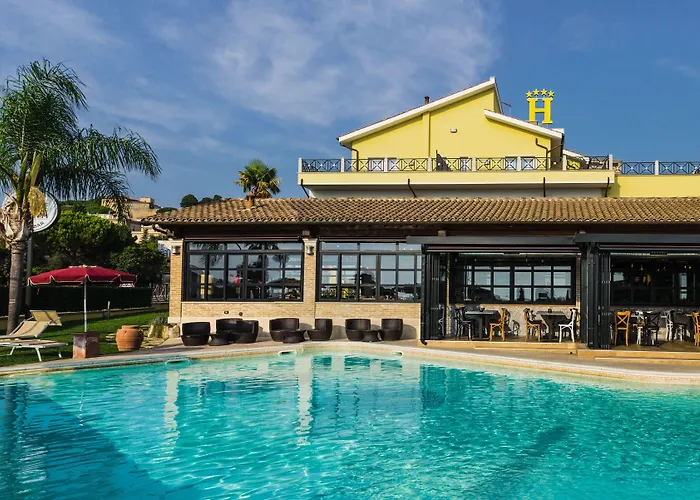  Villa Tirreno